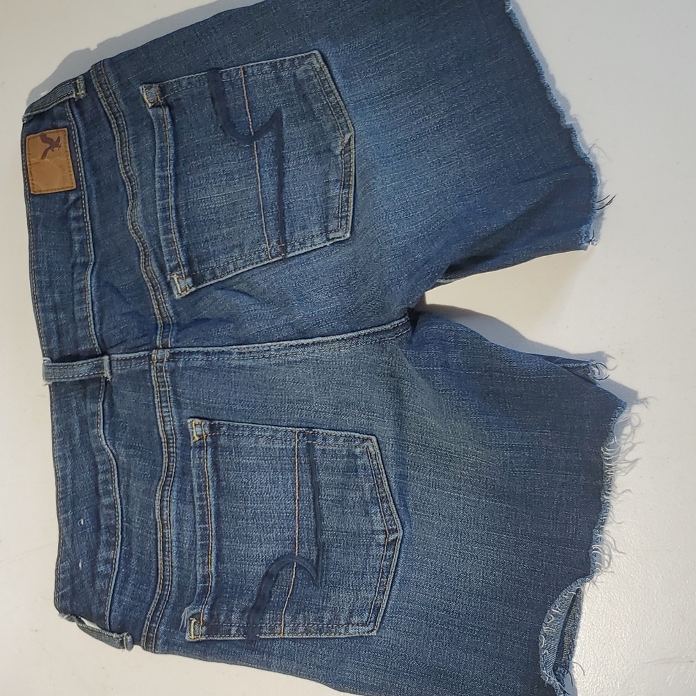 American Eagle blue denim shorts - Picture 2 of 3